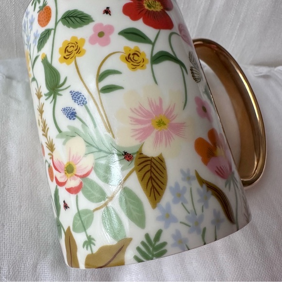 Rifle Paper Co. 🍓🌱 Porcelain Garden Mug — Strawberry Fields - Picture 3 of 15